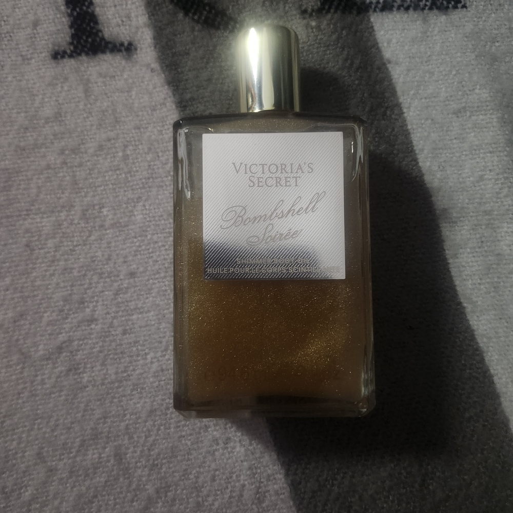 Victoria's Secret Bombshell Shimmer Body Oil - Gold